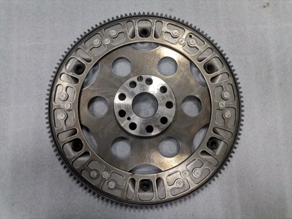 7567151 BMW Schwungrad Automatik FX G05 G11 G30