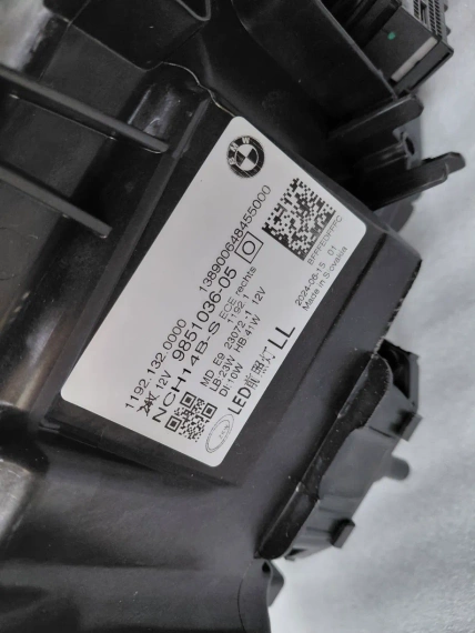 9851036 Neu rechter LED Scheinwerfer G22 G23 G26 G