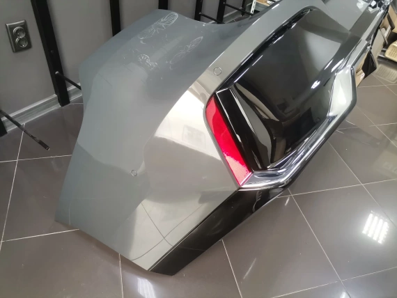 Задна Броня BMW 7 i7 G70 M Пакет Комплект Хром Версия - А29