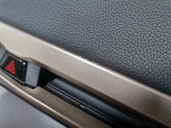 NEUES Armaturenbrett BMW IX I20 Schwarzes Leder BMW IX I20