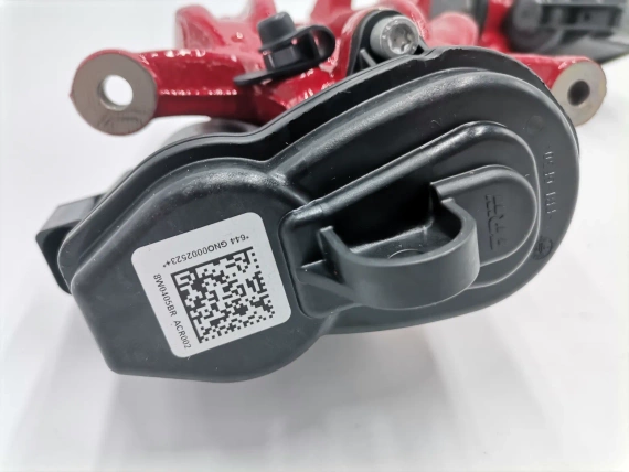 New 8W0615403N 8W0615404N Brake Calipers Red Audi