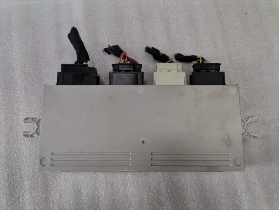 7394651 BMW Trunk Control Unit F10 F11 LCI