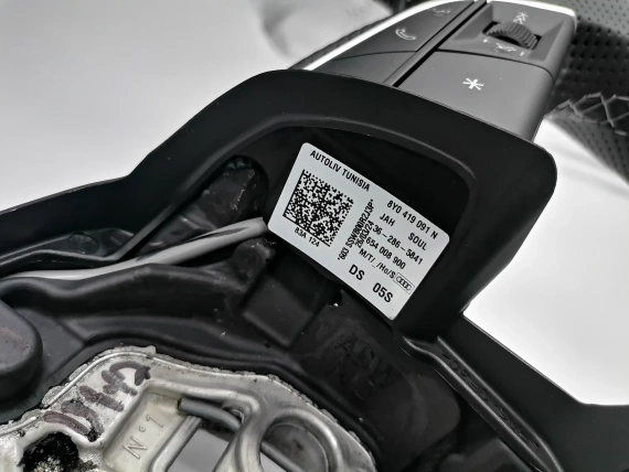 New 8Y0419091N OE Steering Wheel A1 A3 S3 RS Q3