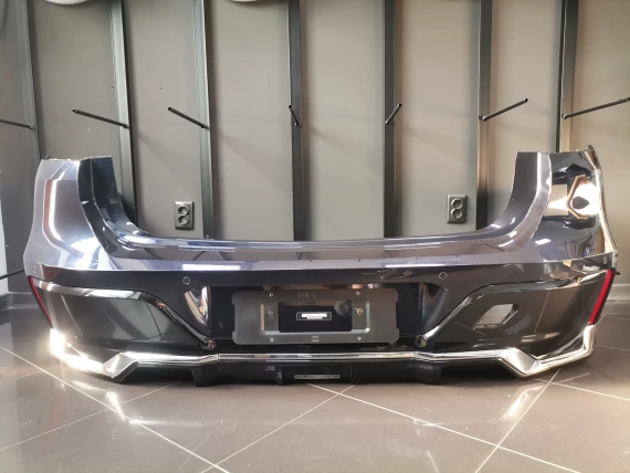 Задна Броня BMW 7 i7 G70 M Пакет Комплект Хром Версия - А26