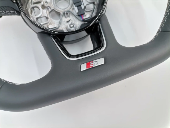 Neu 82A419091AH OE Lenkrad S Line Audi A1 A3 RS3