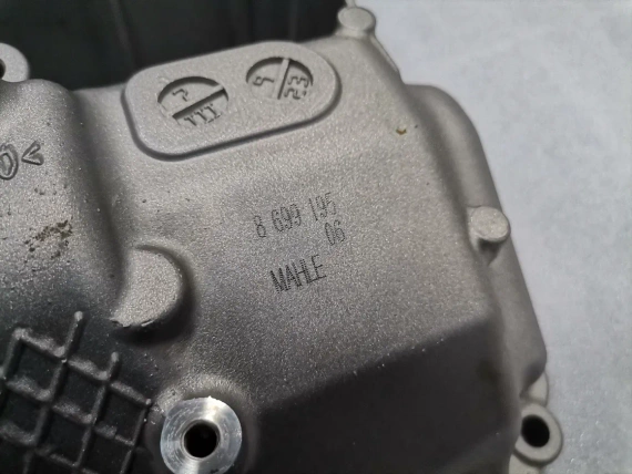 8699195 Zylinderkopfhaube BMW F90 F91 F92 F95 F96