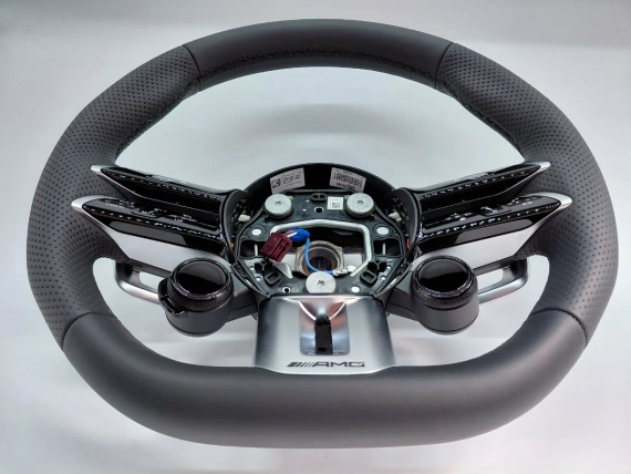 Neues AMG Sportlenkrad Mercedes W206 W223 W167