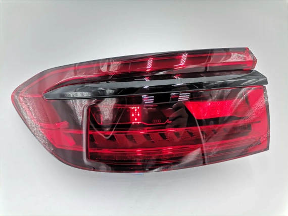 Нов 4N0945207L Audi S8 A8 4N D5 OLED Ляв Стоп
