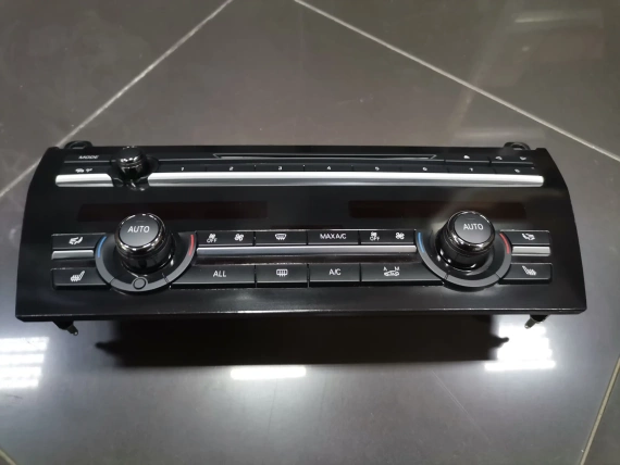 Dashboard Panel Control Radio AC Air Conditioning BMW F01 F02 F03 - A47