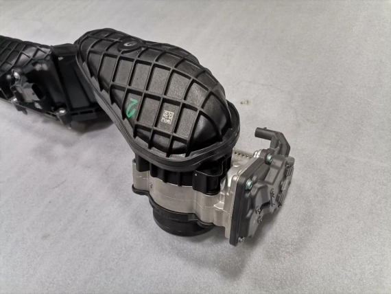 5B3F937 Дросел и колектор 7619008 OEM BMW S63