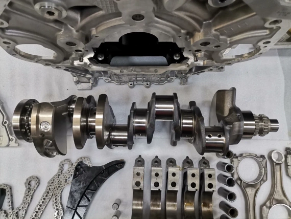 812km Like New Set Block Shaft Pistons S63B44B M5