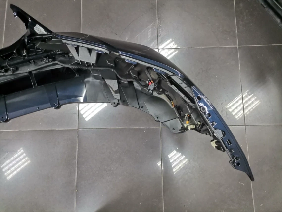 Нова Предна Броня BMW 5 i5 G60 G61 M Sport Carbon