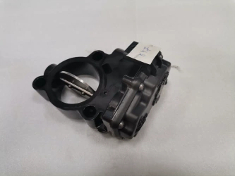 8512452 OE THROTTLE VALVE BMW 2.0D G26 G30 G01 G05