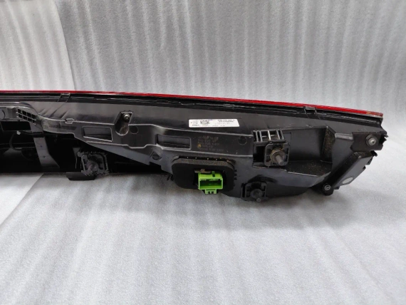 4M8945095Q Nowy Tyl Lampa Audi Q8 SQ8 RSQ8 USA