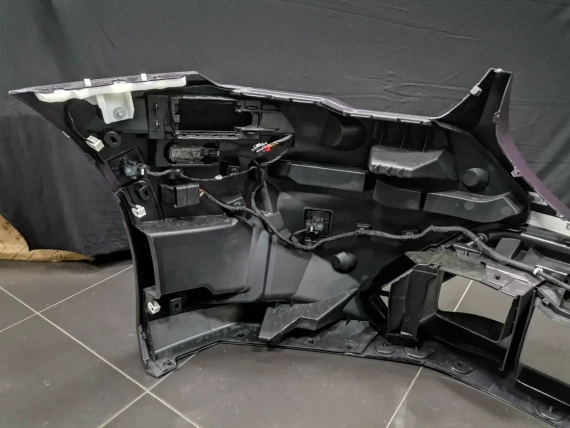 Like New BMW G90 G99 M5 Front Bumper Kit Violett