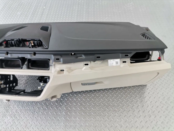 Nowa deska BMW 5 G30 G31 Lci HUD kość słoniowa