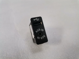9266607 MINI F56 BMW F45 F46 AUX INPUT