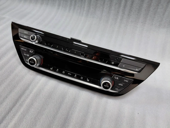 7947868 Панел за климатичен контрол BMW G30 G31 G3