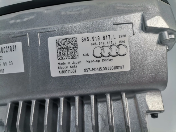 Нов 8W5919617L Head Up HUD Audi A4 S4 RS4 8W