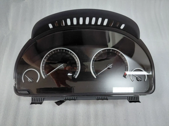 9348705 Przebieg benzyny BMW X5 F15 X6 F16