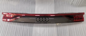 4M8945095AB Carbon Tyl Lamp Audi Q8 SQ8 RSQ8