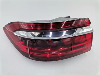 Neu 4N0945207R OE Audi A8 D5 OLED Rückleuchte