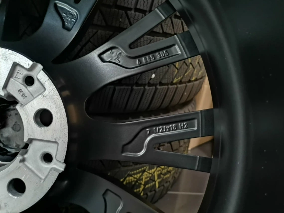 Нови 18" BMW ОЕ Джанти Style М 796 Гуми Датчици БМВ G20 G21 G22 G23 G26 G42