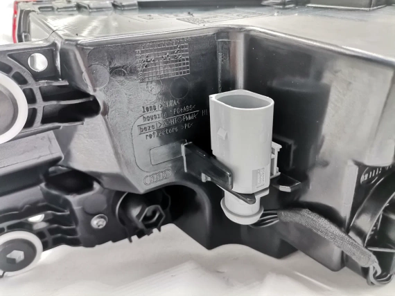 Нов 4N0945207L Audi S8 A8 4N D5 OLED Ляв Стоп