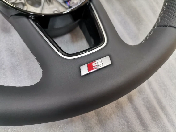 New 82A419091AC OE Audi S Line steering wheel A A3