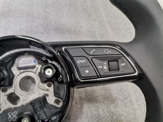 New 81A419091AA Sport steering wheel Audi Q2 Leder