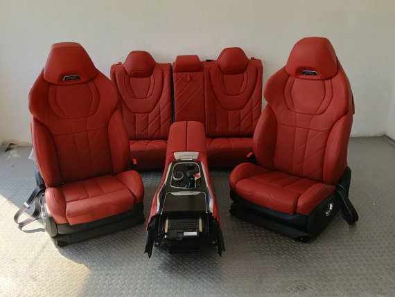 New interior seats BMW XM X8 G09 Individual Carbon