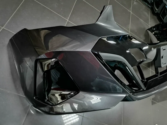 Nowy zderzaka przod BMW 5 i5 G60 G61 M Sport Sophi