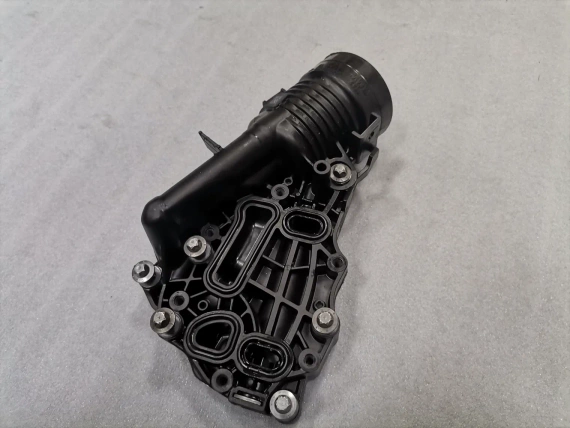 Тяло маслен филтър BMW Mini 1185812S01 B37 B38 1,5