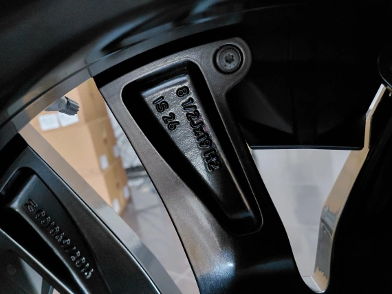 Jak nowe 19" felgi 904 BMW 7 G70 i7 z czujnikami