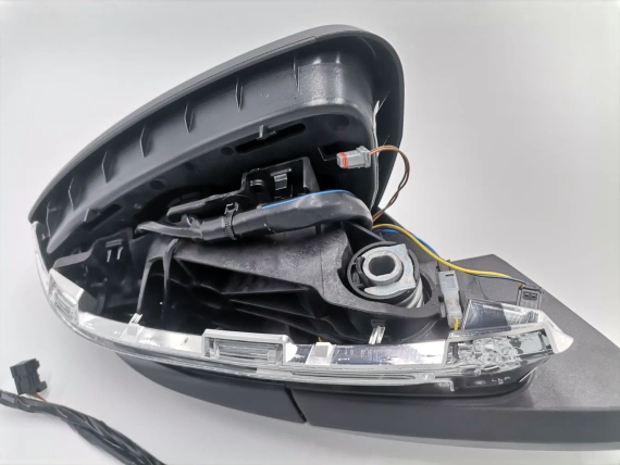 Нов 89B857502Q OE Audi Q4 Огледало 15+6 pin