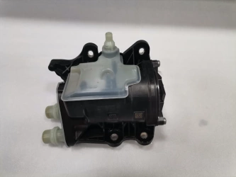 8470497 Separator Oddzielacz BMW 1 F70 F74 U06 G6