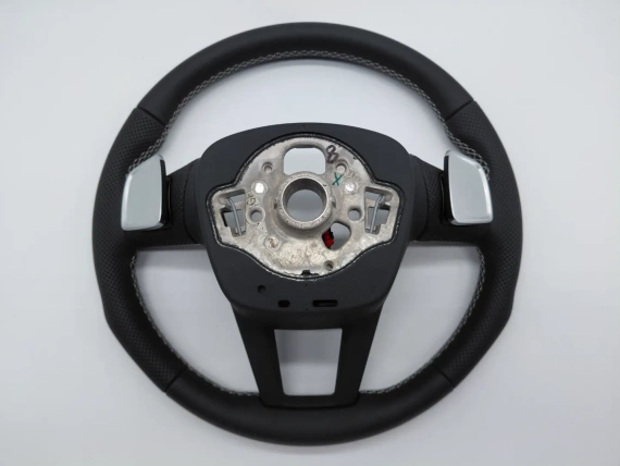 Neue Sportlenkräder S Line für Audi A6 C8 A7 A8 Q8