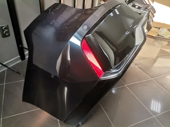 Задна Броня BMW 7 i7 G70 M Пакет Комплект Хром Версия - А26