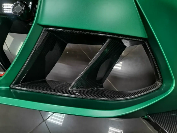 Nowy przod zderzaka BMW M4 G82 G83 CS Carbon