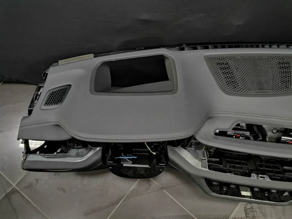 Черно табло BMW G11 G12 Facelift – HUD – Кожа