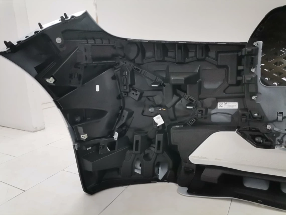 Zderzak Przedni BMW IX I20 M pakiet BMW IX I20 Zestaw