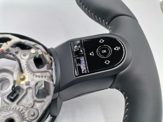 Untamed Steering Wheel OE Mini F60 F54 F55 F56 F57