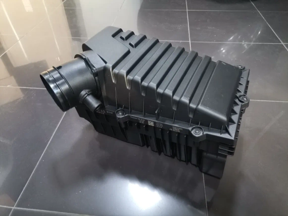Nowy filtr powietrza OE 8S0129601 Audi A3 3 RS3 8Y