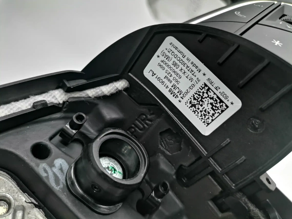 Нов 4M8419091AJ OE Audi Q7 4M Q8 Q2 A4 8W A5 F5