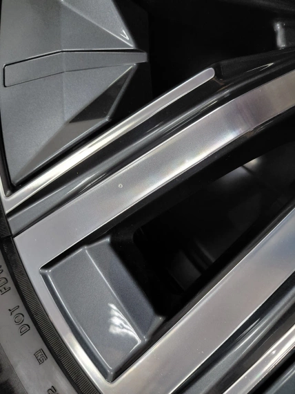 Jak nowe 19" felgi 904 BMW 7 G70 i7 z czujnikami