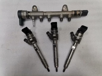 8579232 B37C15A injection rail BMW F40 116d F45 216d