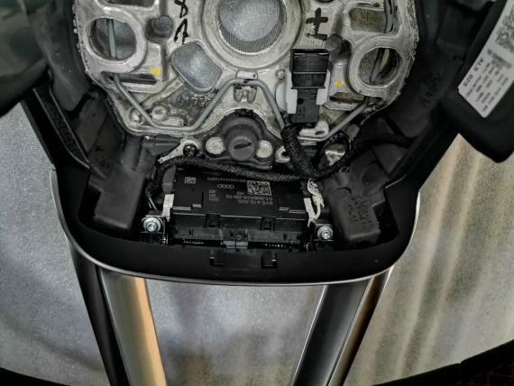 НОВ 82A419091BD OE RS волан Audi Alcantara RS3 A3