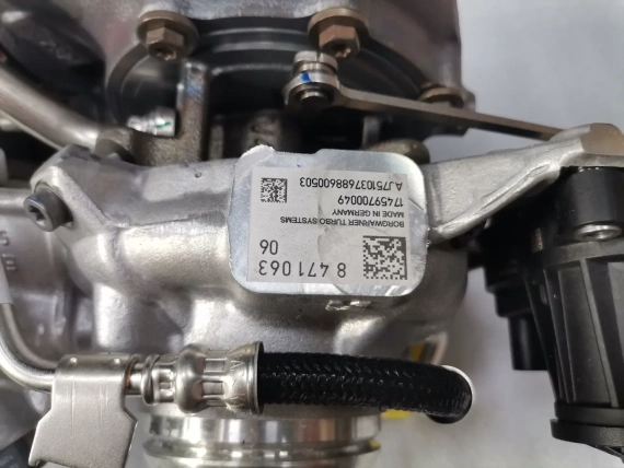 8471063 BMW G60 520d 520dX 523d B47D20B ТУРБО