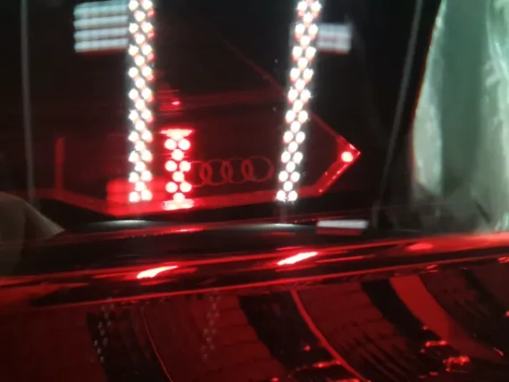 Нов 4N0945207L Audi S8 A8 4N D5 OLED Ляв Стоп