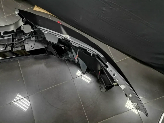 Nowy zestaw przod zderzak BMW G90 G99 M5 Frozen